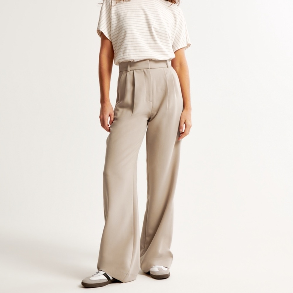 Abercrombie & Fitch Tan Slone Tailored Trousers